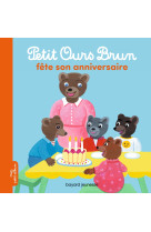 Petit ours brun fete son anniversaire