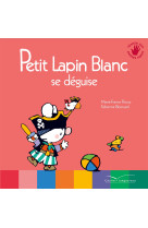 Petit lapin blanc se déguise