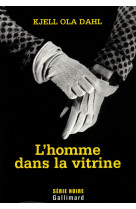 L'homme dans la vitrine