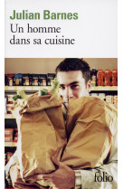 Un homme dans sa cuisine